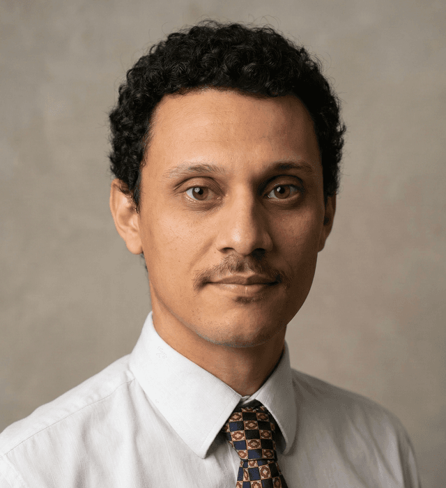 Prof. Yago Sales